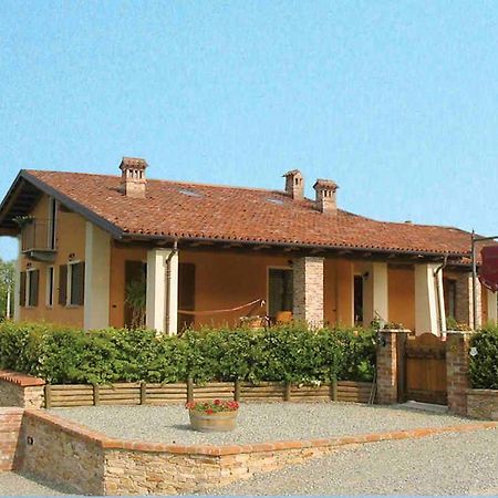 Вилла Agriturismo Il Nido Di Bacco Салуццо Экстерьер фото